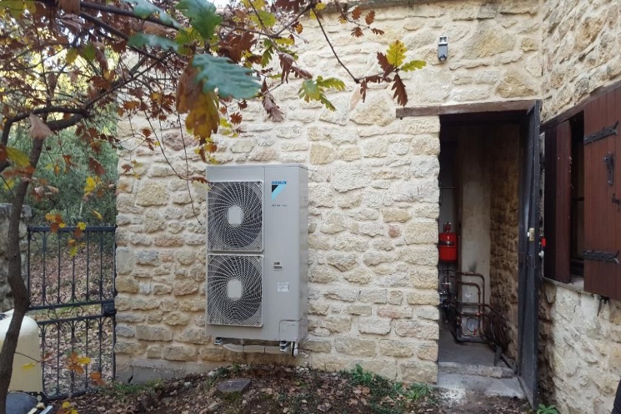 Installation pompes à chaleur air/eau à Bagnols-sur-Cèze